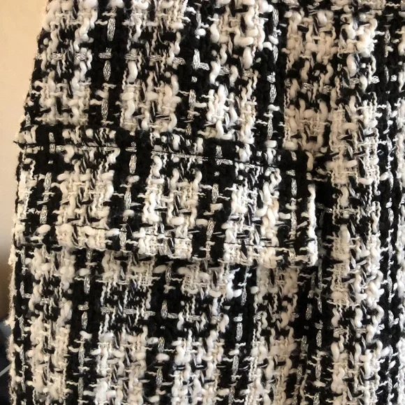 Forever 21 Tweed Mini Skirt - Picture 5 of 7